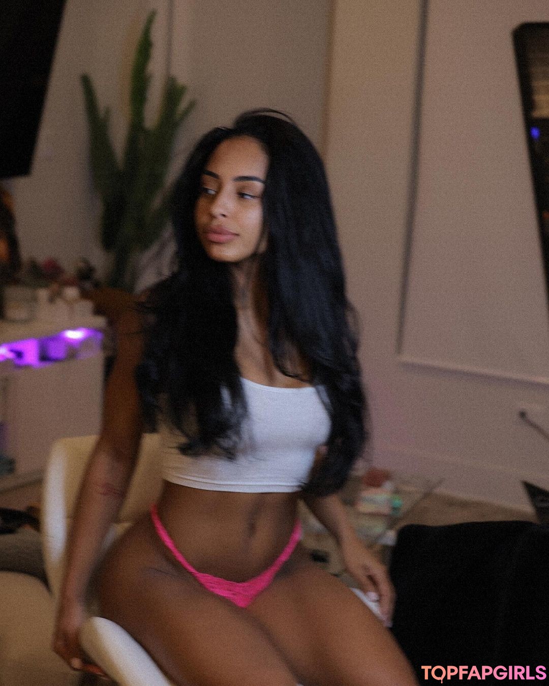 Foto di nudo di fuga di OnlyFans di Qimmah Russo #1184