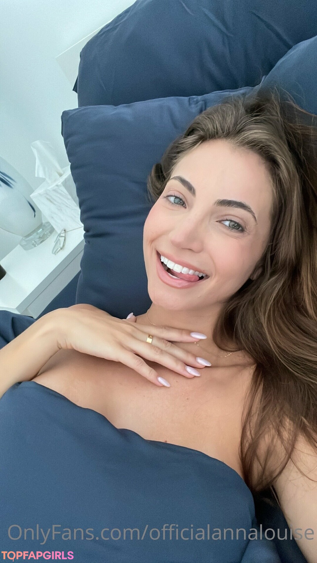 Foto di nudo di fuga di OnlyFans di Anna Louise #189