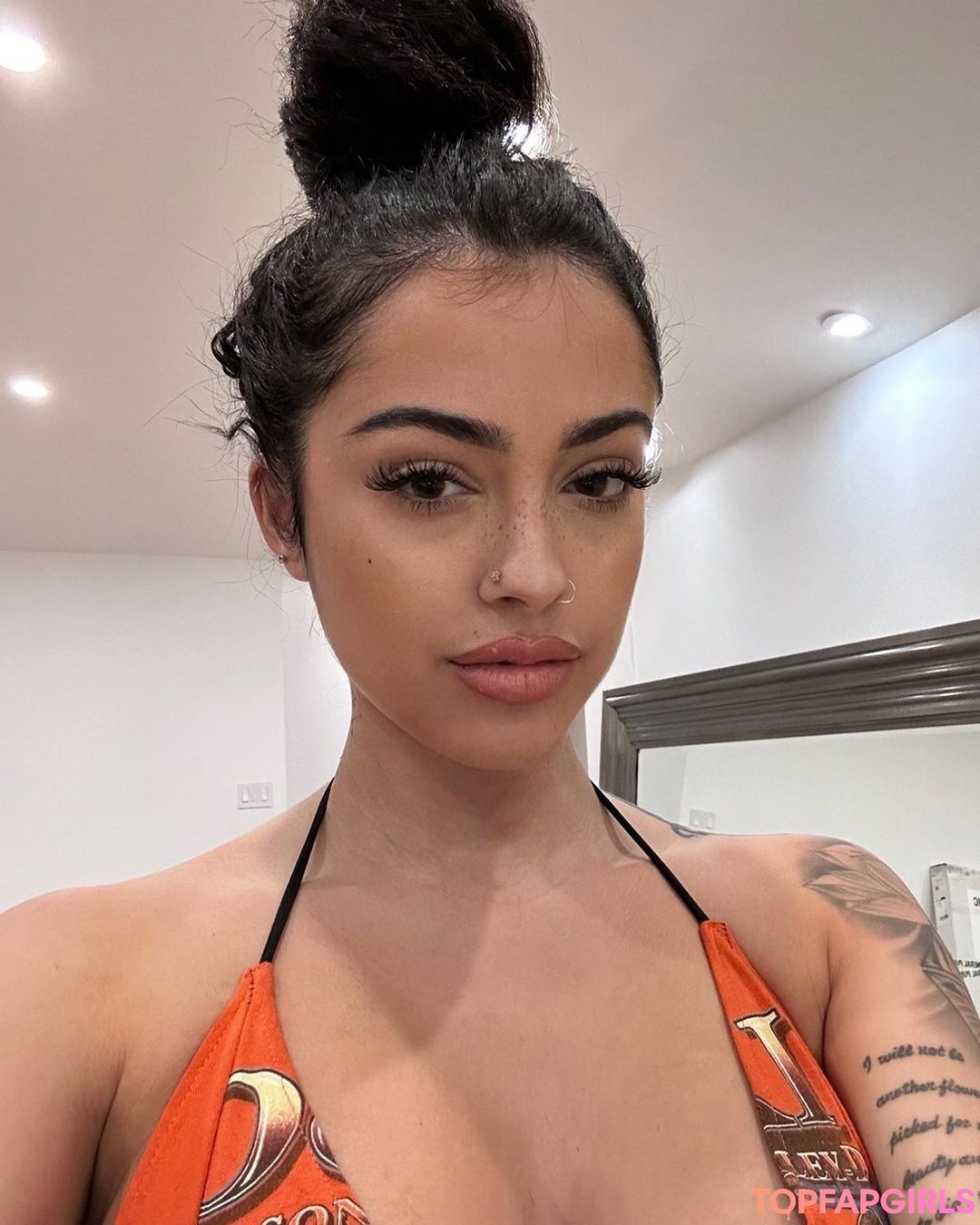 Foto di nudo di fuga di OnlyFans di Malu Trevejo #781