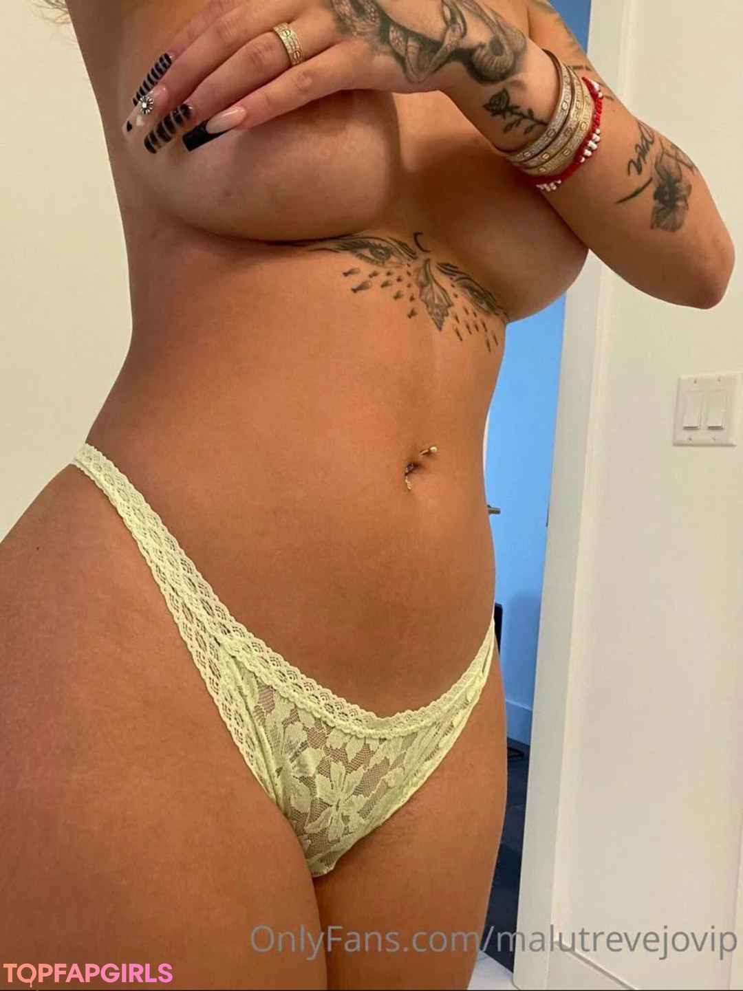 Foto di nudo di fuga di OnlyFans di Malu Trevejo #940