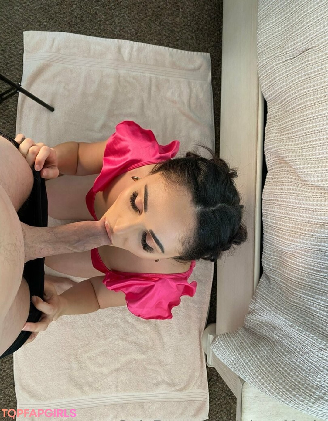 Foto di nudo di fuga di OnlyFans di Ariana Marie #675