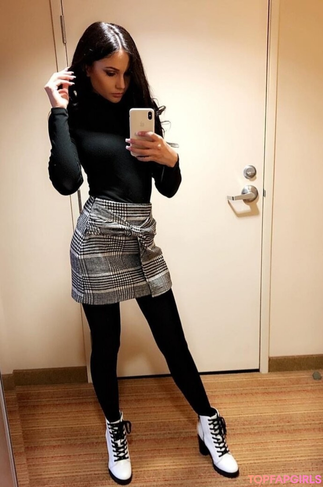 Foto di nudo di fuga di OnlyFans di Ariana Marie #709