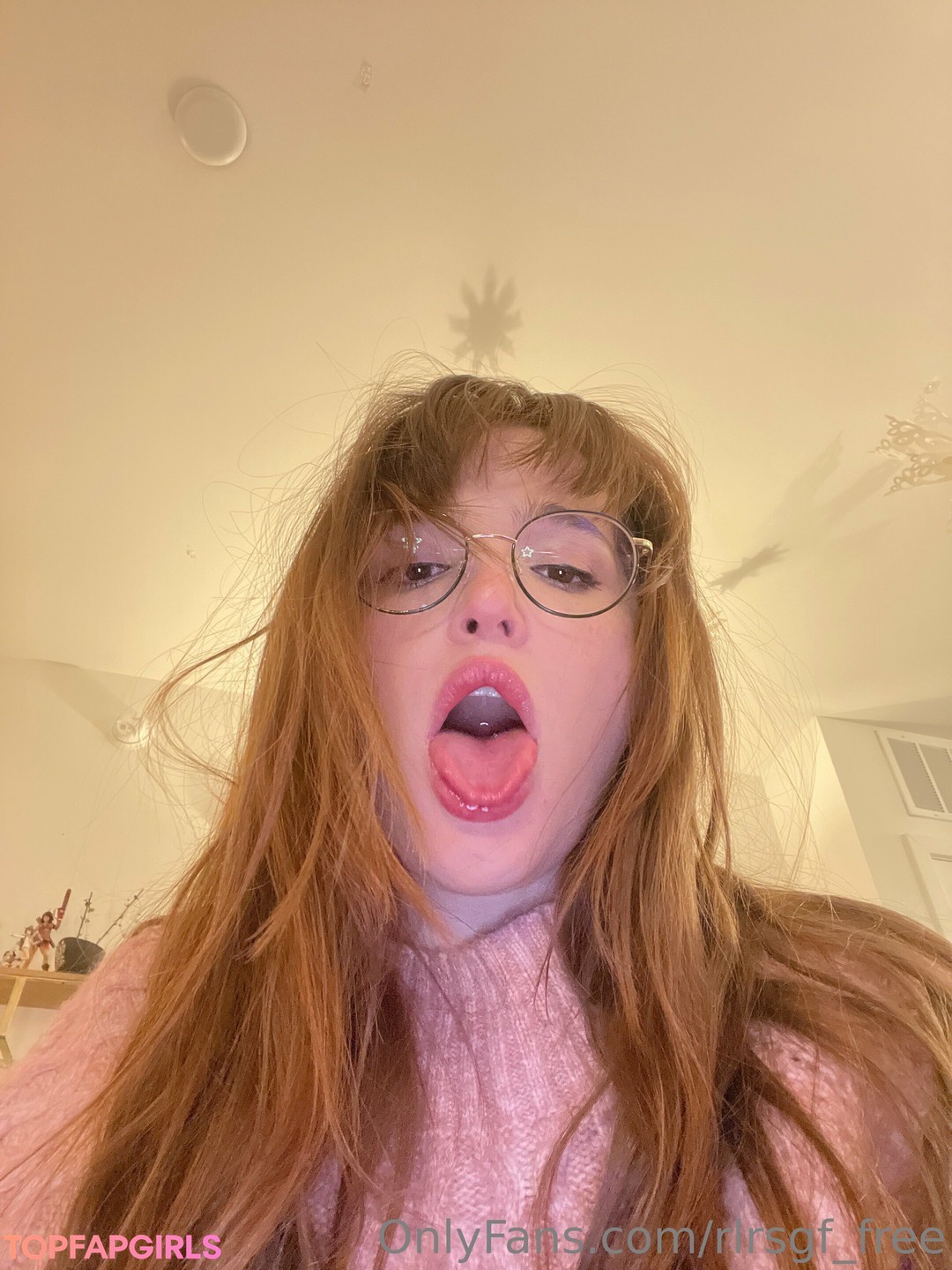 Foto di nudo di fuga di OnlyFans di Rlrunescapegf #936