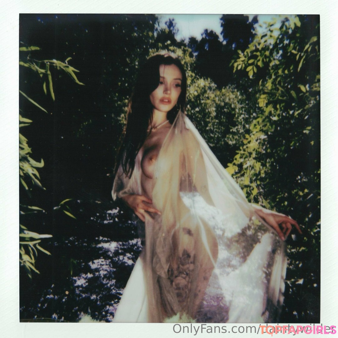 Foto di nudo di fuga di OnlyFans di Dainty Wilder #4979