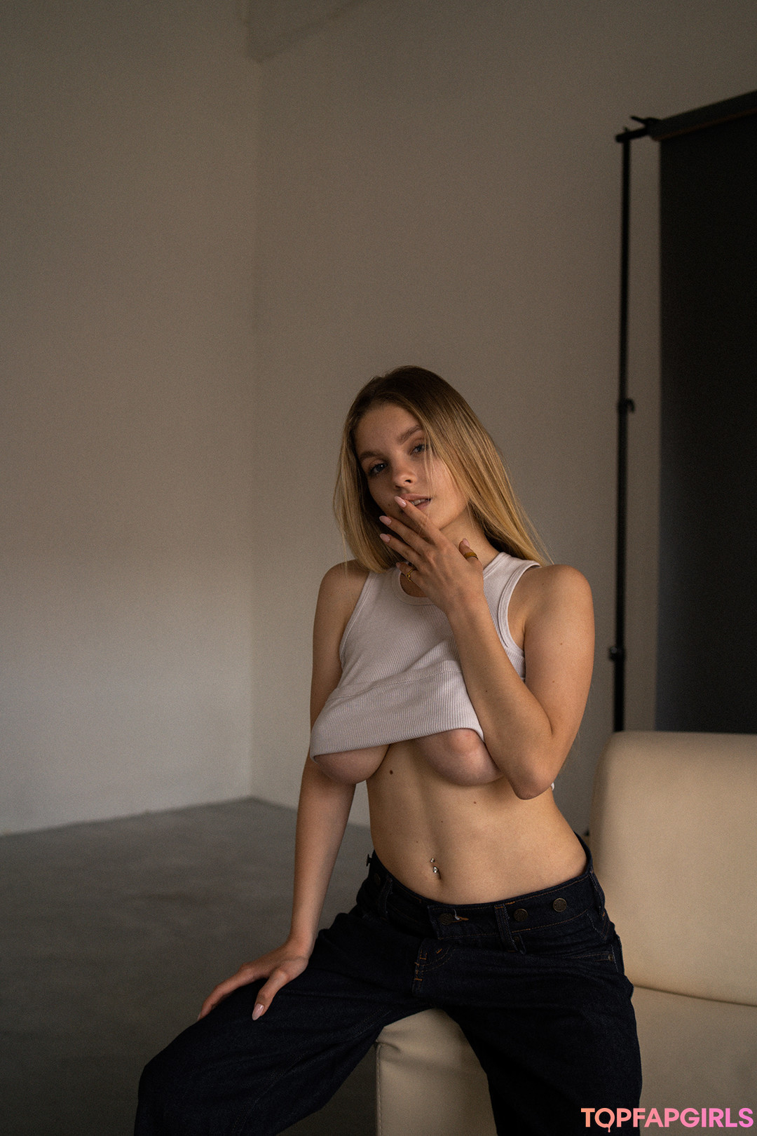 Foto di nudo di fuga di OnlyFans di Mila Amour #854