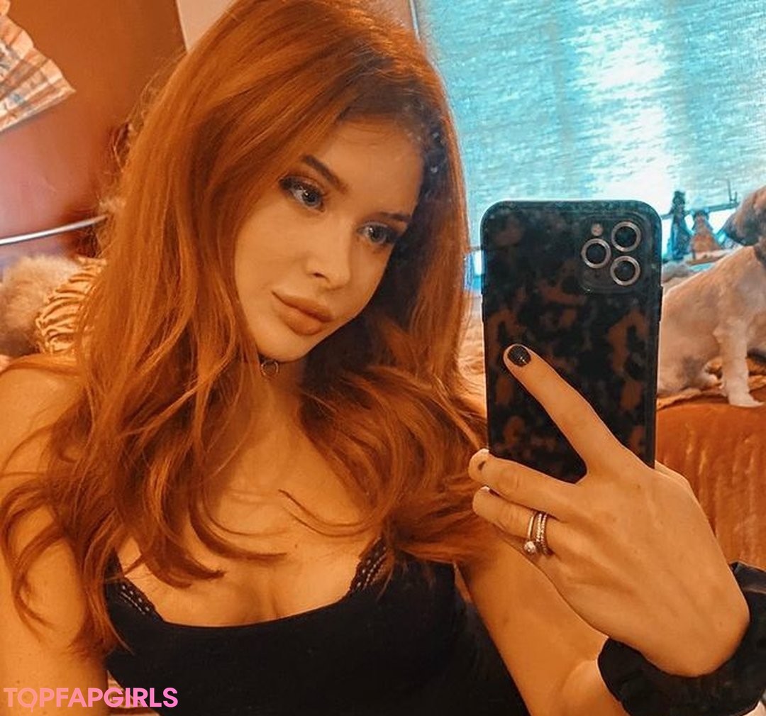 Foto di nudo di fuga di OnlyFans di Renee Olstead #729