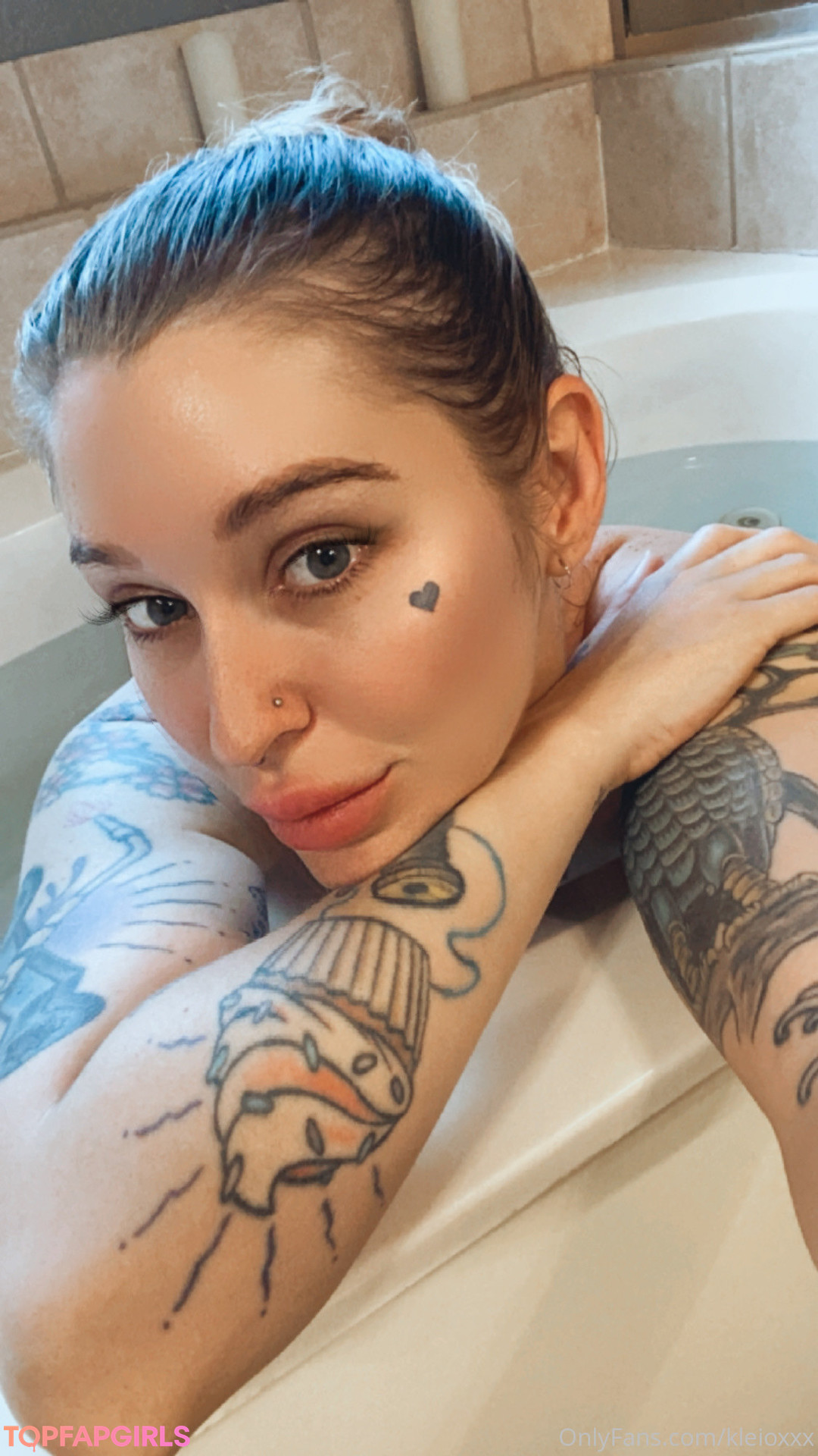 Foto di nudo di fuga di OnlyFans di Kleio Valentien #126