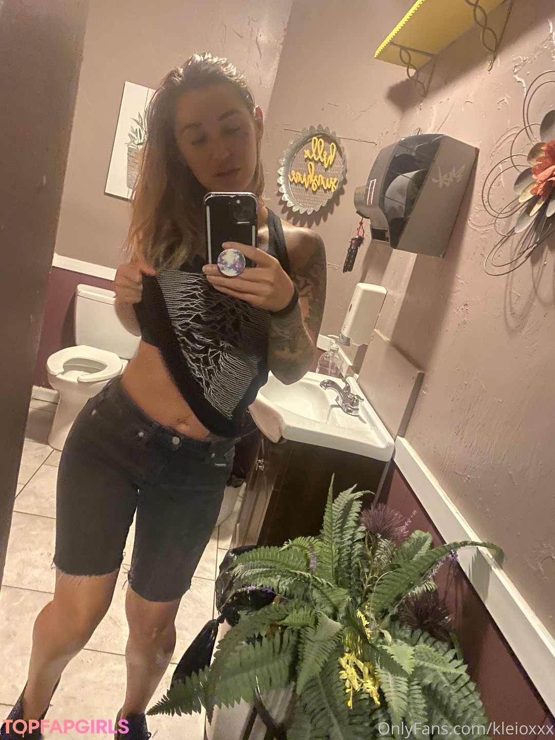 Foto di nudo di fuga di OnlyFans di Kleio Valentien #196