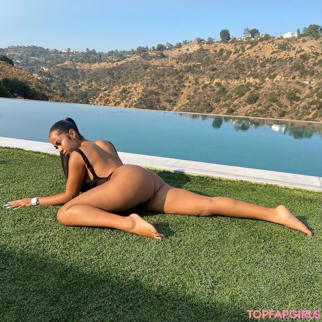 Foto di nudo di fuga di OnlyFans di Yasmine Lopez #143