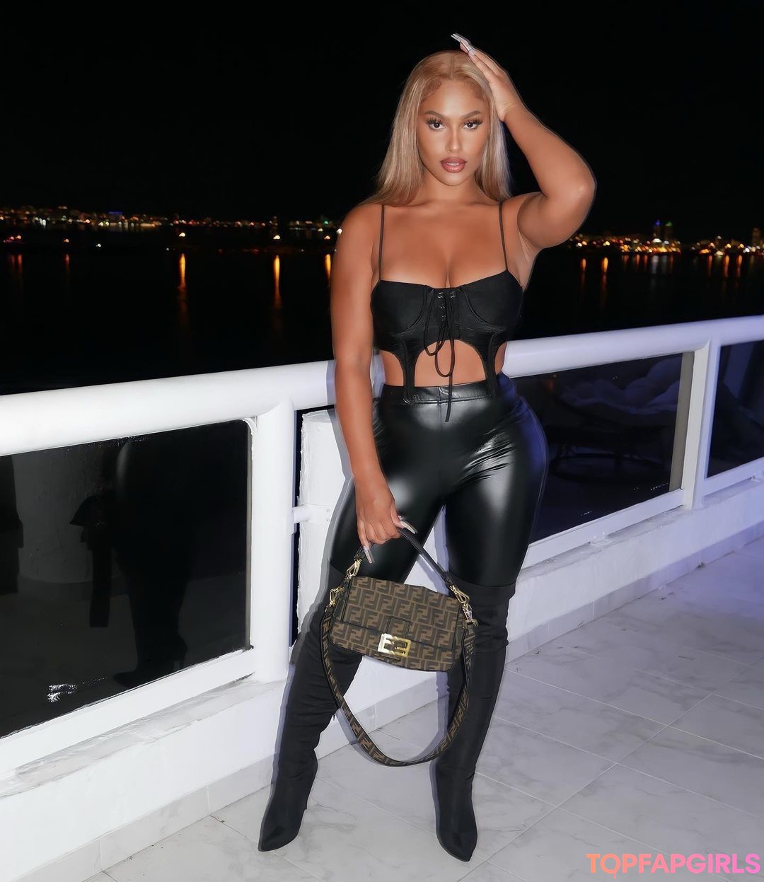 Foto di nudo di fuga di OnlyFans di Erica Fontaine #270