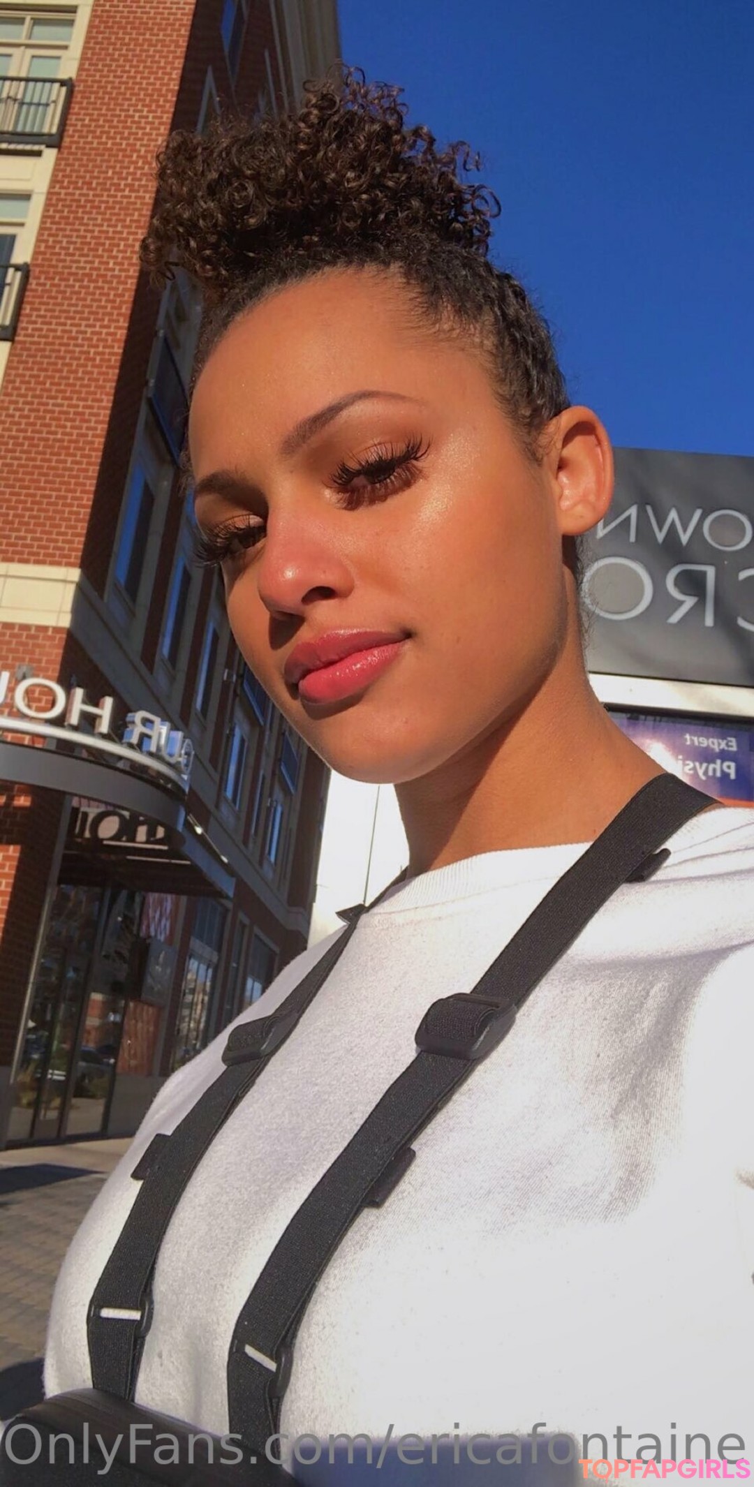 Foto di nudo di fuga di OnlyFans di Erica Fontaine #317