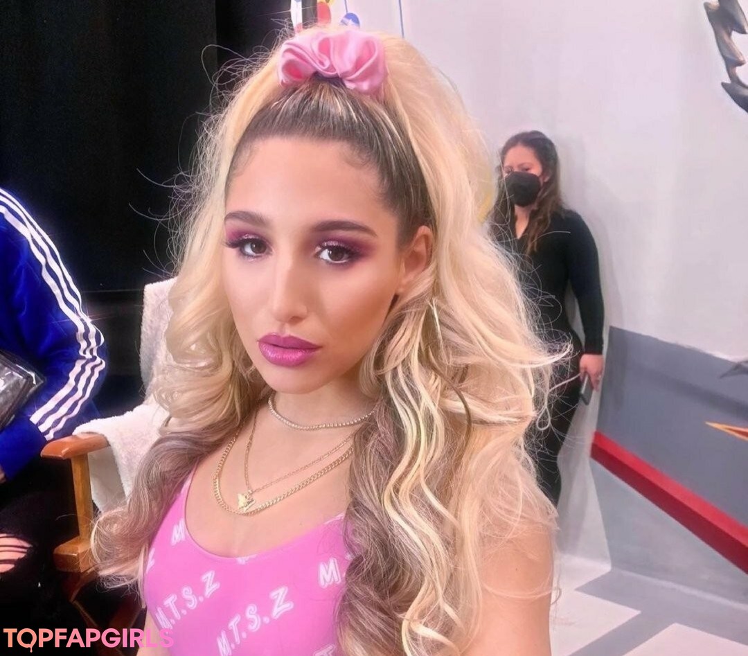 Foto di nudo di fuga di OnlyFans di Abella Danger #1393