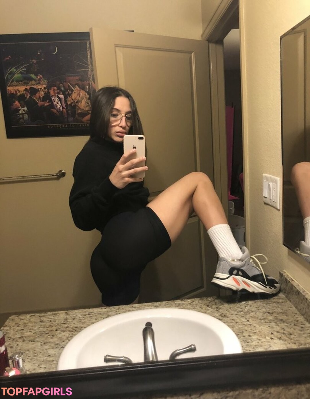 Foto di nudo di fuga di OnlyFans di Abella Danger #953
