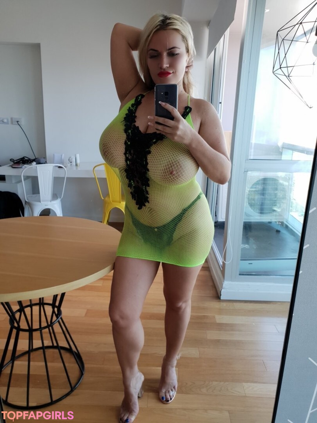 Foto di nudo di fuga di OnlyFans di Olyria Roy #39