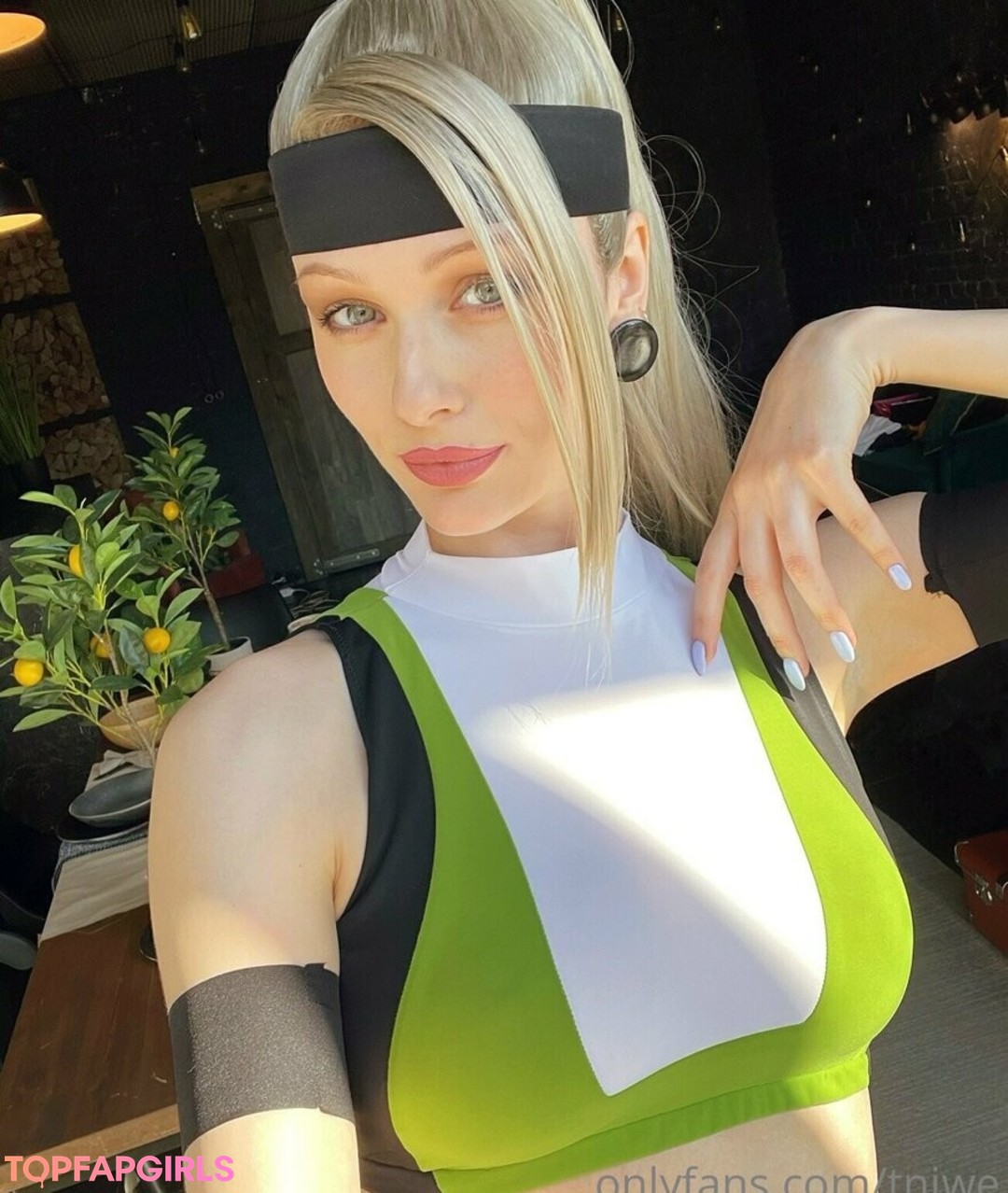 Foto di nudo di fuga di OnlyFans di Tniwe #2324