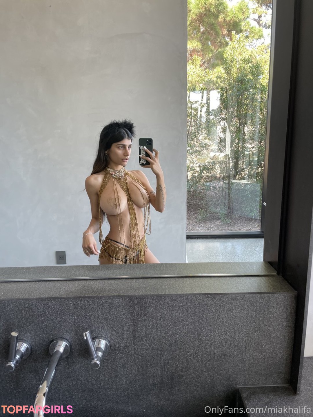 Foto di nudo di fuga di OnlyFans di Mia Khalifa #14