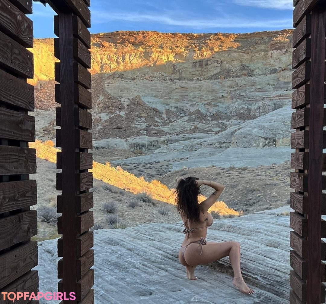 Foto di nudo di fuga di OnlyFans di Mia Khalifa #467