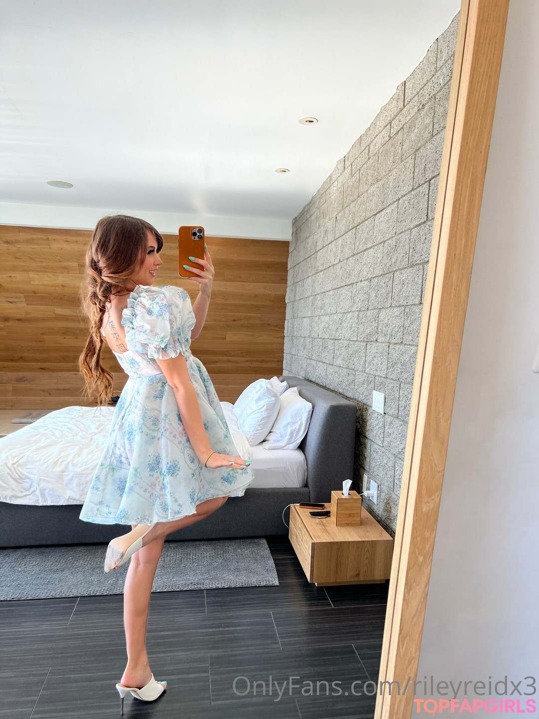 Foto di nudo di fuga di OnlyFans di Riley Reid #702
