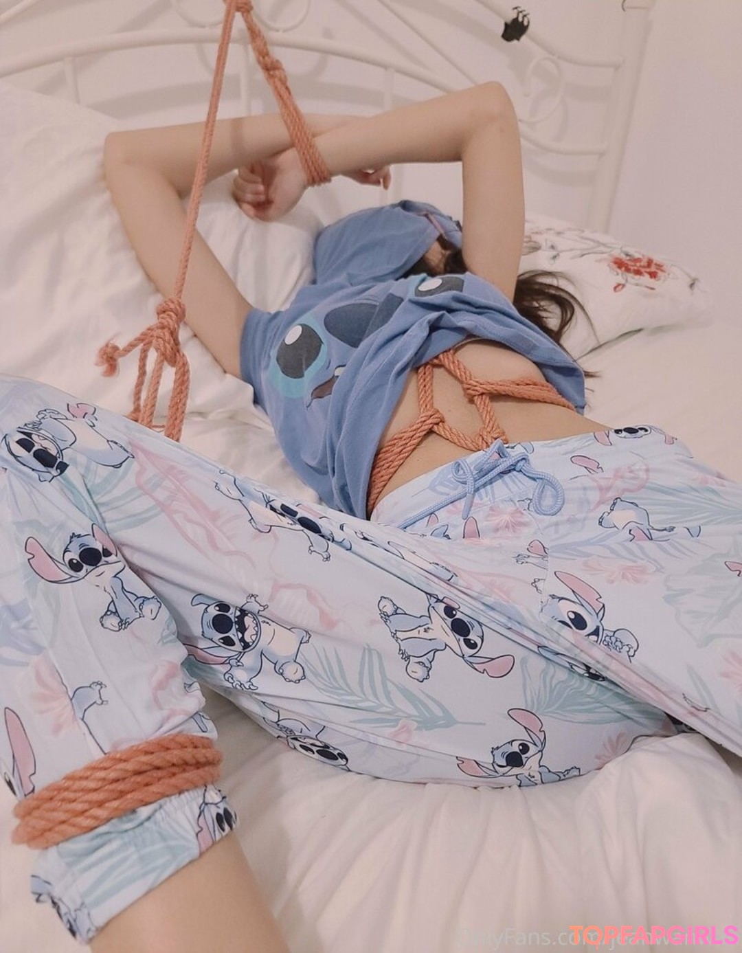 Foto di nudo di fuga di OnlyFans di Jeanwanwan #2904