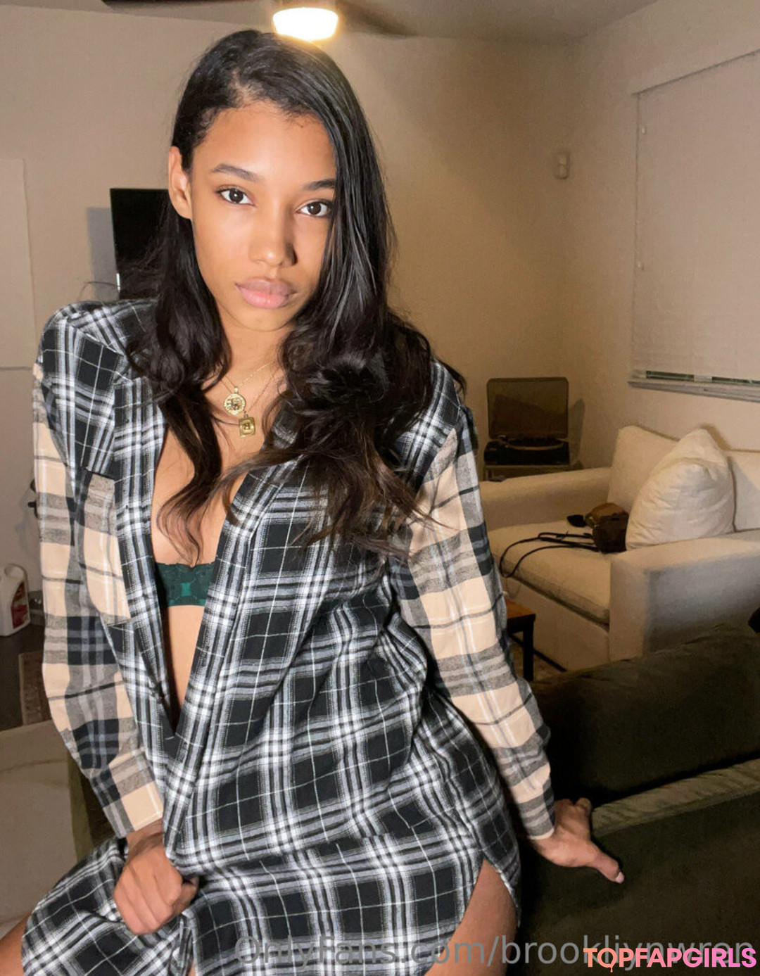 Foto di nudo di fuga di OnlyFans di Brookliyn Wren #420