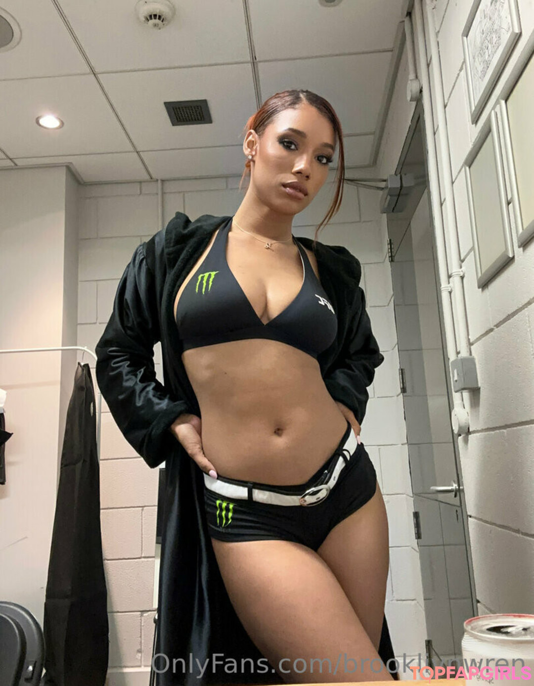 Foto di nudo di fuga di OnlyFans di Brookliyn Wren #904