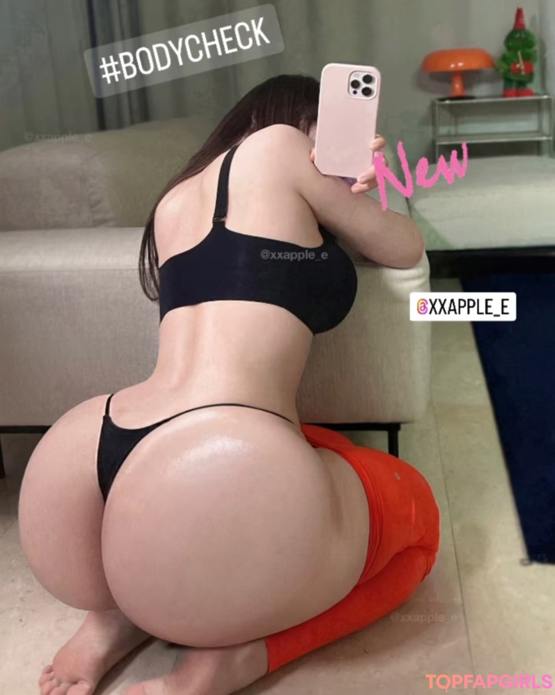 Foto di nudo di fuga di OnlyFans di Xxapplee #89