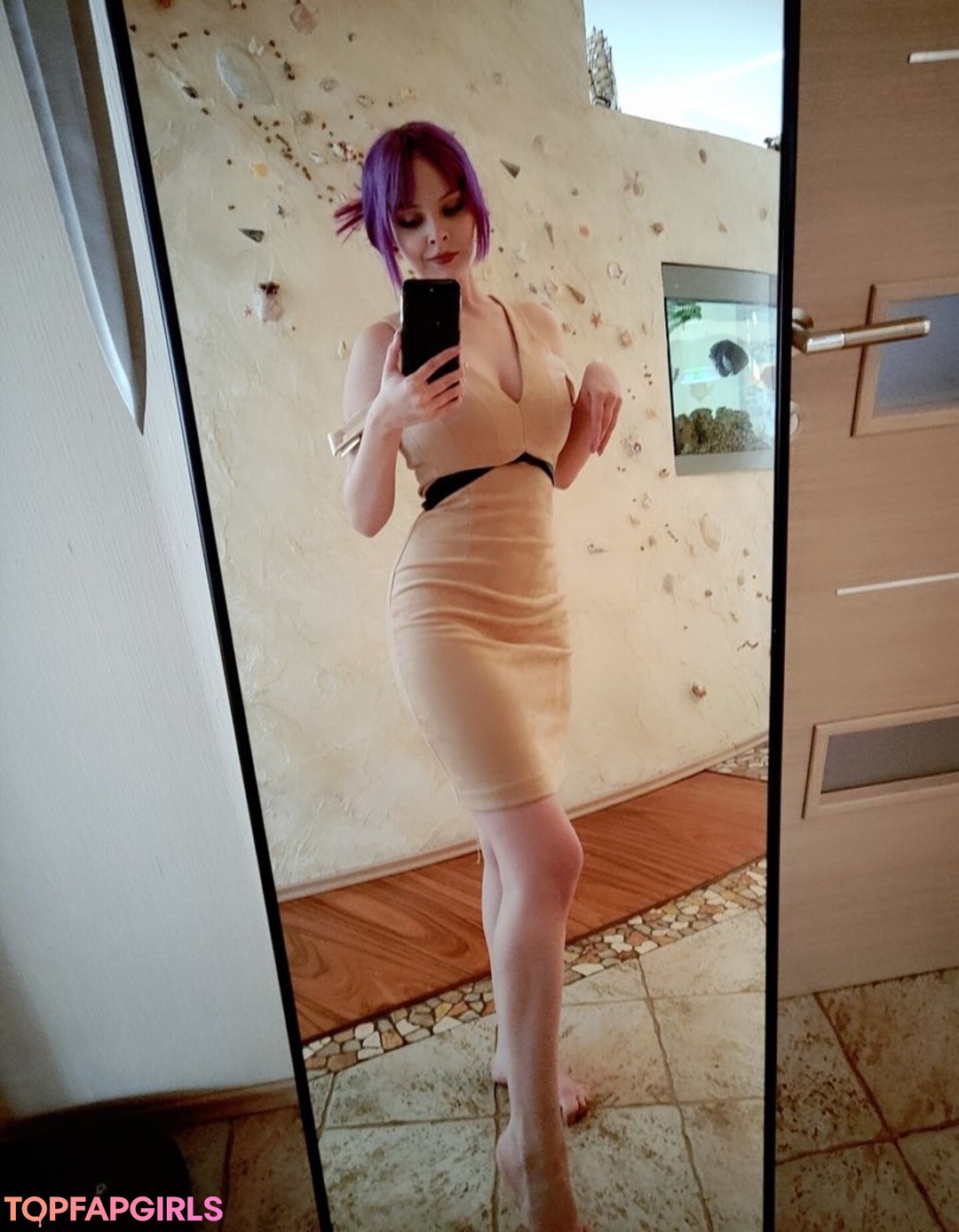 Foto di nudo di fuga di OnlyFans di Disharmonica #903