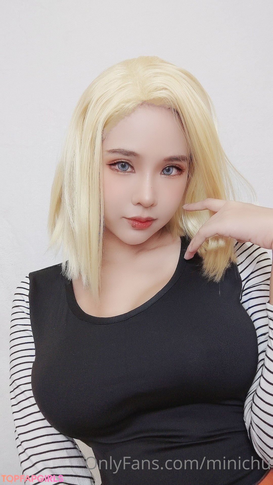 Foto di nudo di fuga di OnlyFans di Minichu #719