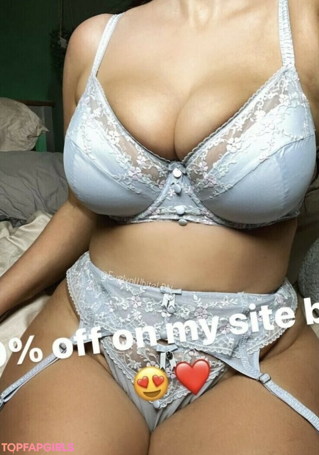 Foto di nudo di fuga di OnlyFans di Evelyn White #87