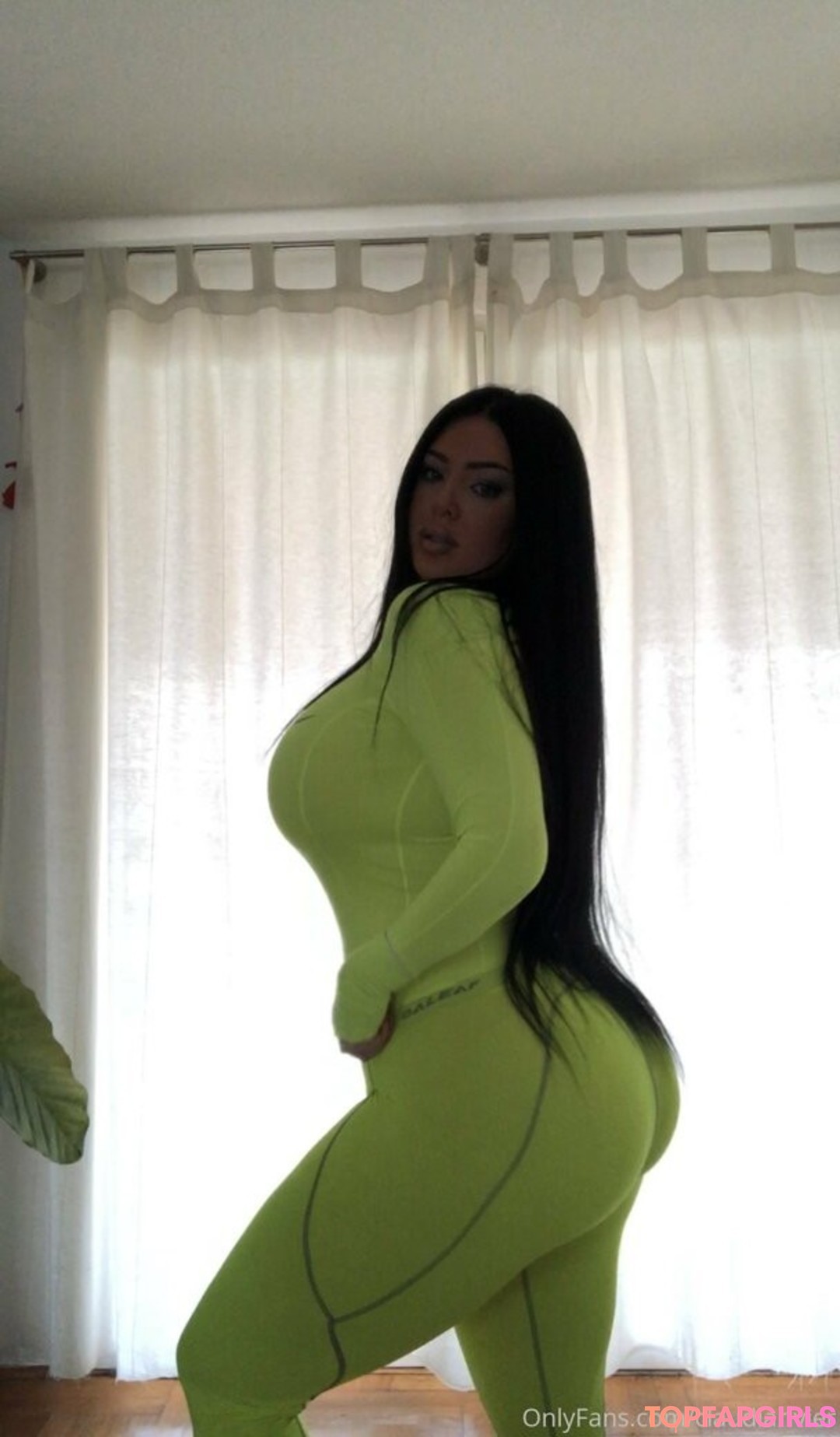 Foto di nudo di fuga di OnlyFans di Claudia Rivier #204