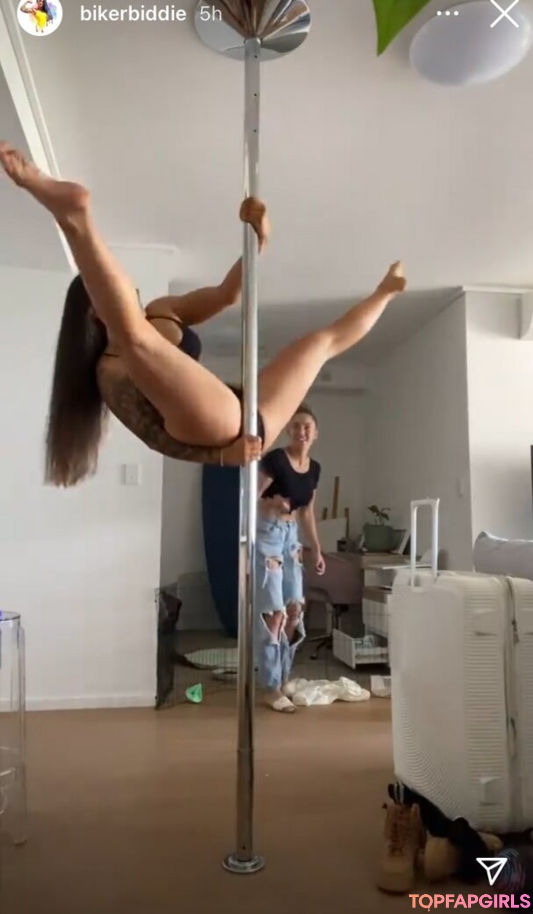 Foto di nudo di fuga di OnlyFans di Biker Biddie #253