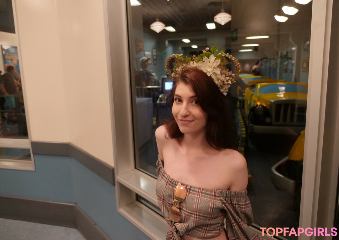 Foto di nudo di fuga di OnlyFans di Elizabeth Reed #1801