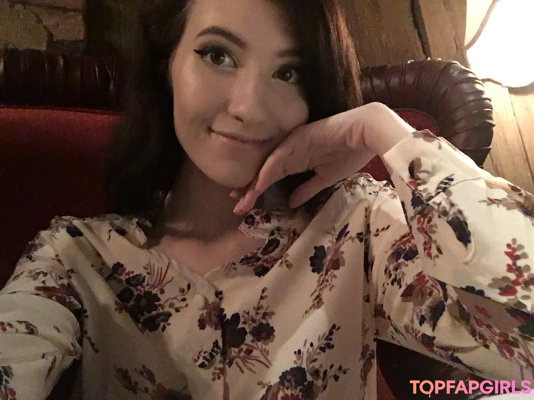 Foto di nudo di fuga di OnlyFans di Elizabeth Reed #498