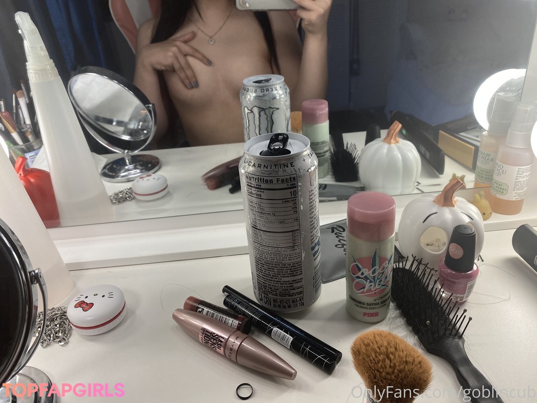 Foto di nudo di fuga di OnlyFans di Goblincub #985