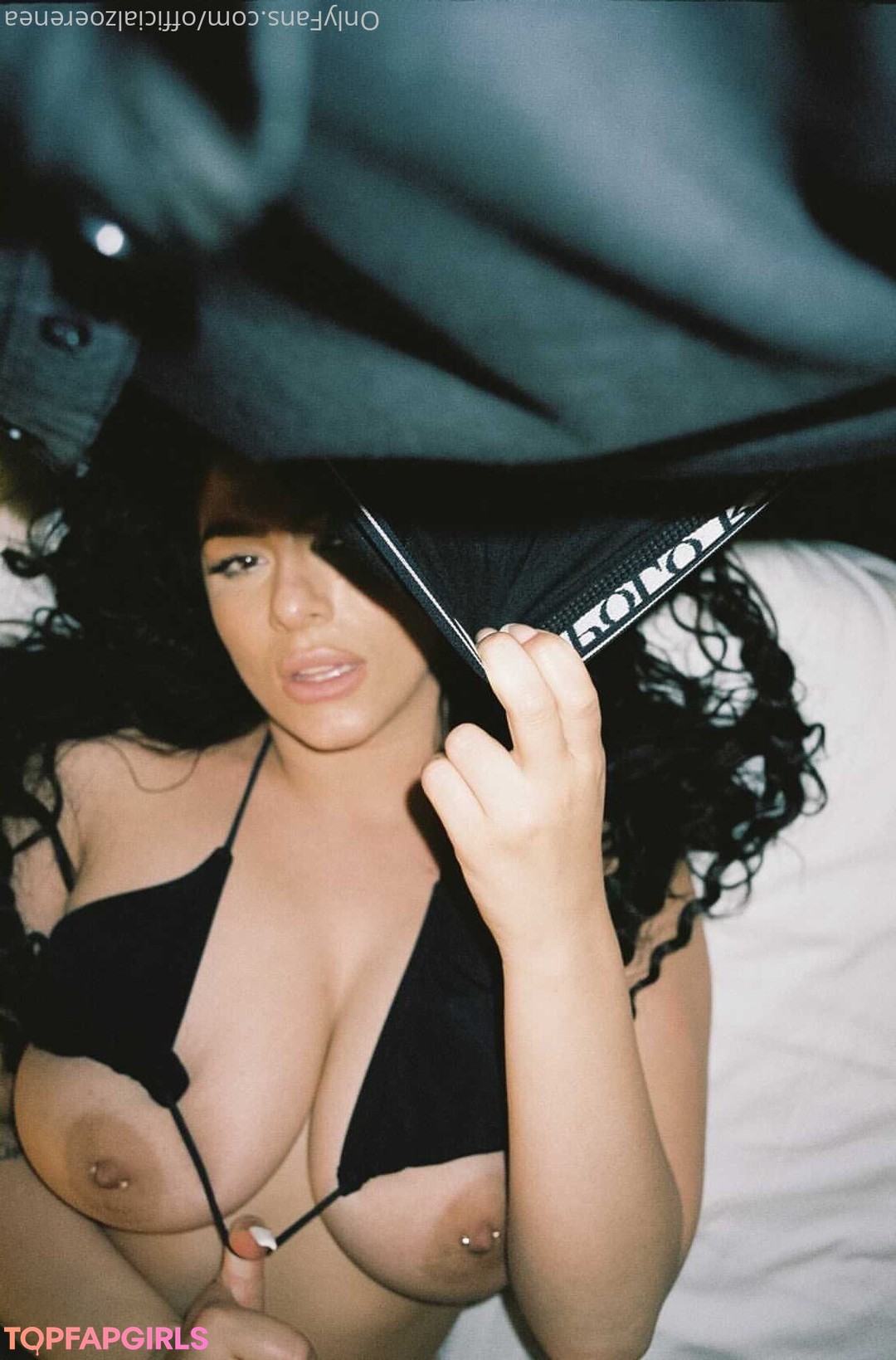 Foto di nudo di fuga di OnlyFans di Thezoerenea #456