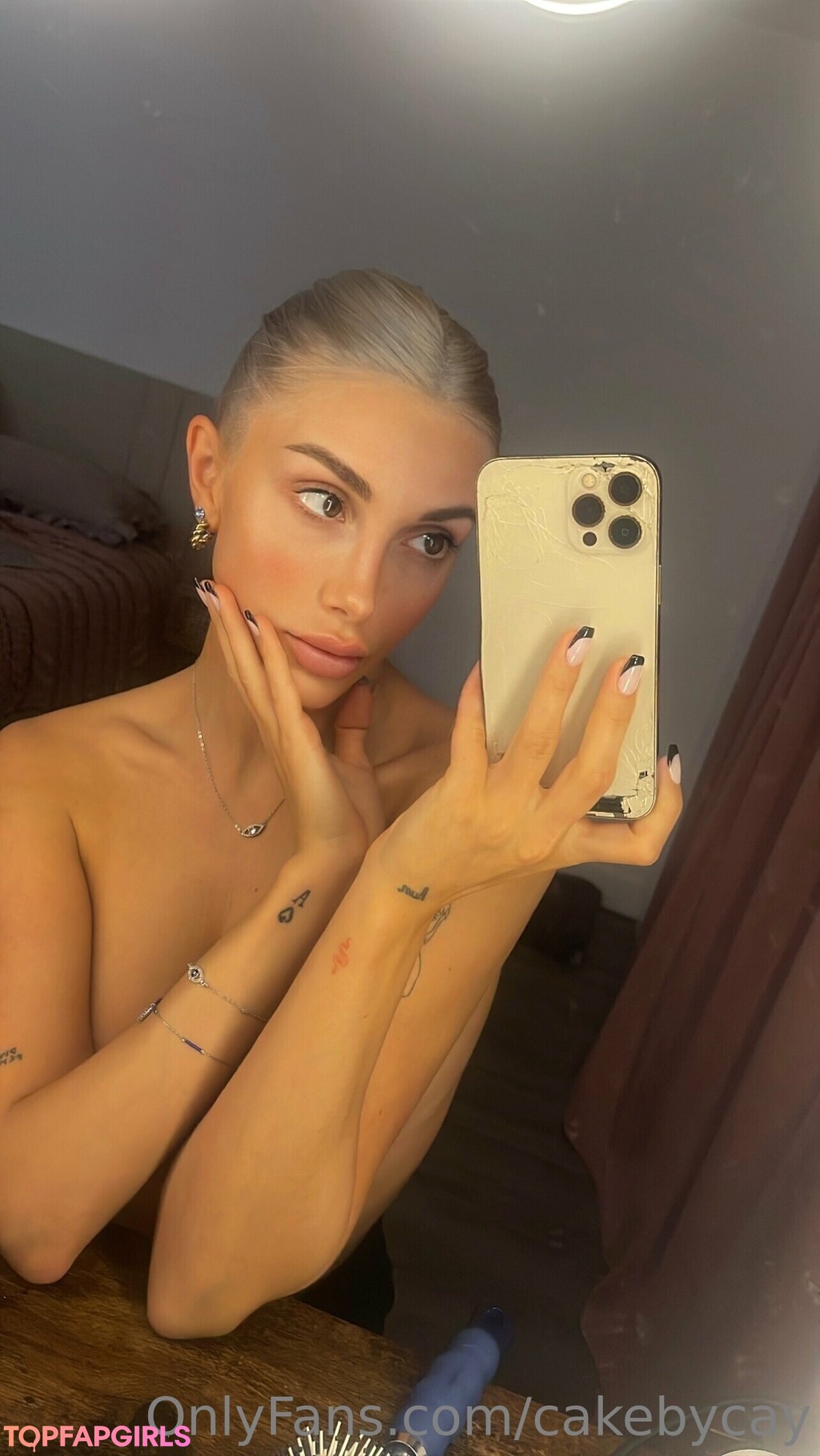 Foto di nudo di fuga di OnlyFans di Cay #84