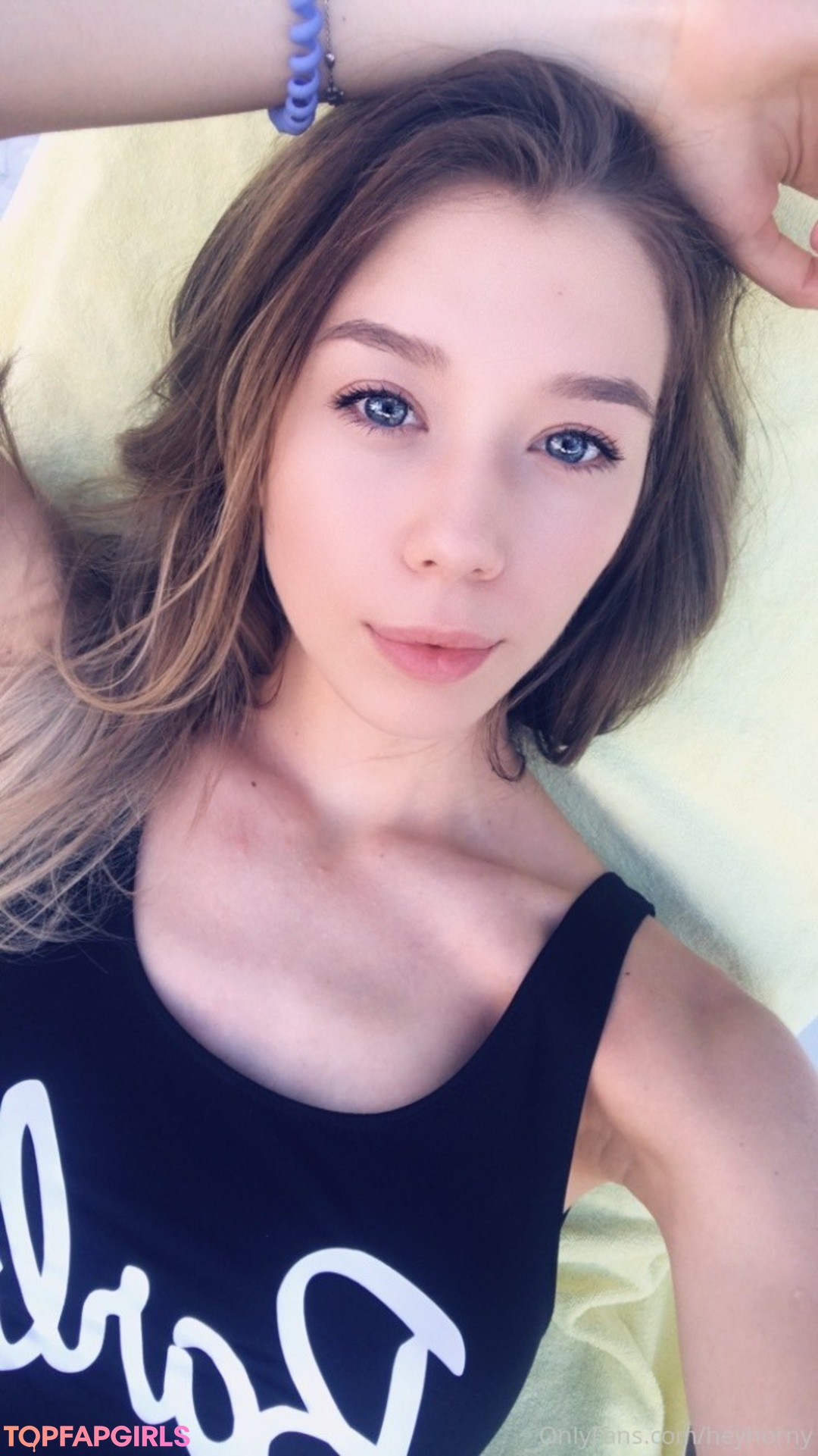 Foto di nudo di fuga di OnlyFans di Mira #32