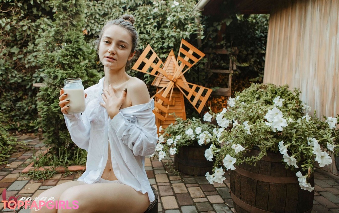 Foto di nudo di fuga di OnlyFans di Anna Vlasova #577