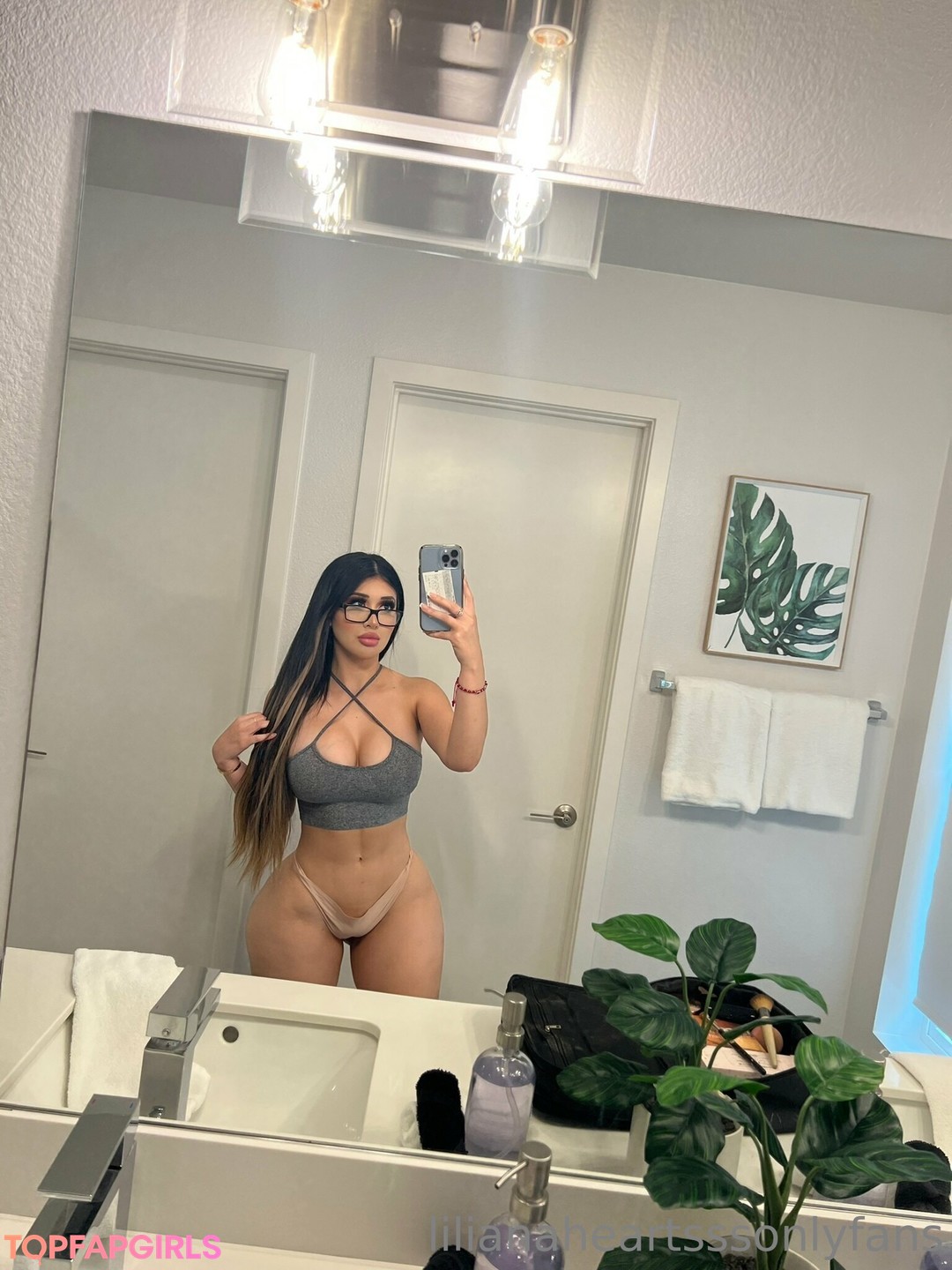 Foto di nudo di fuga di OnlyFans di Lilianaheartsss #386