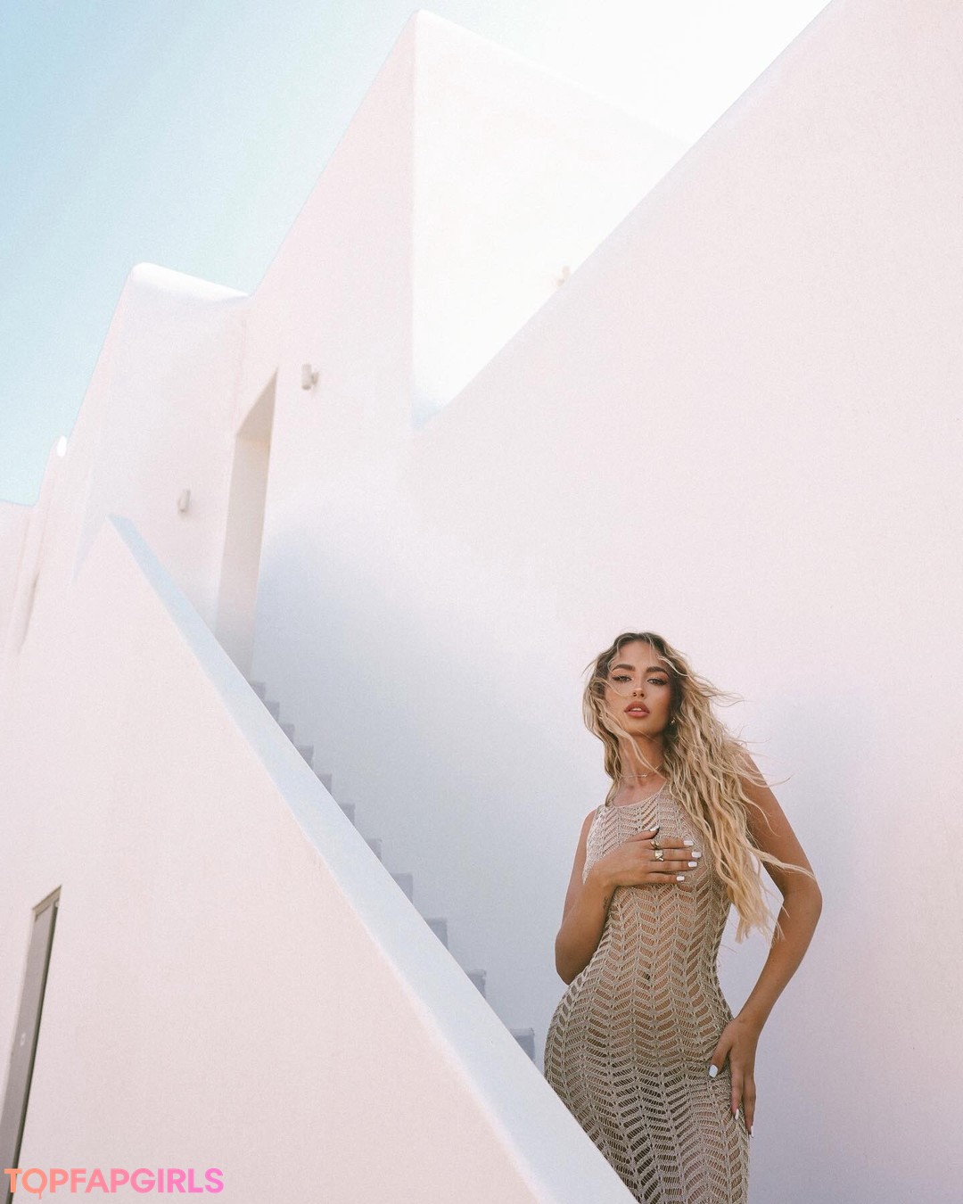 Foto di nudo di fuga di OnlyFans di Elena Kamperi #432