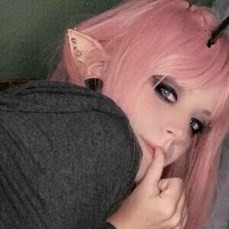 Foto di nudo di fuga di OnlyFans di Daecos