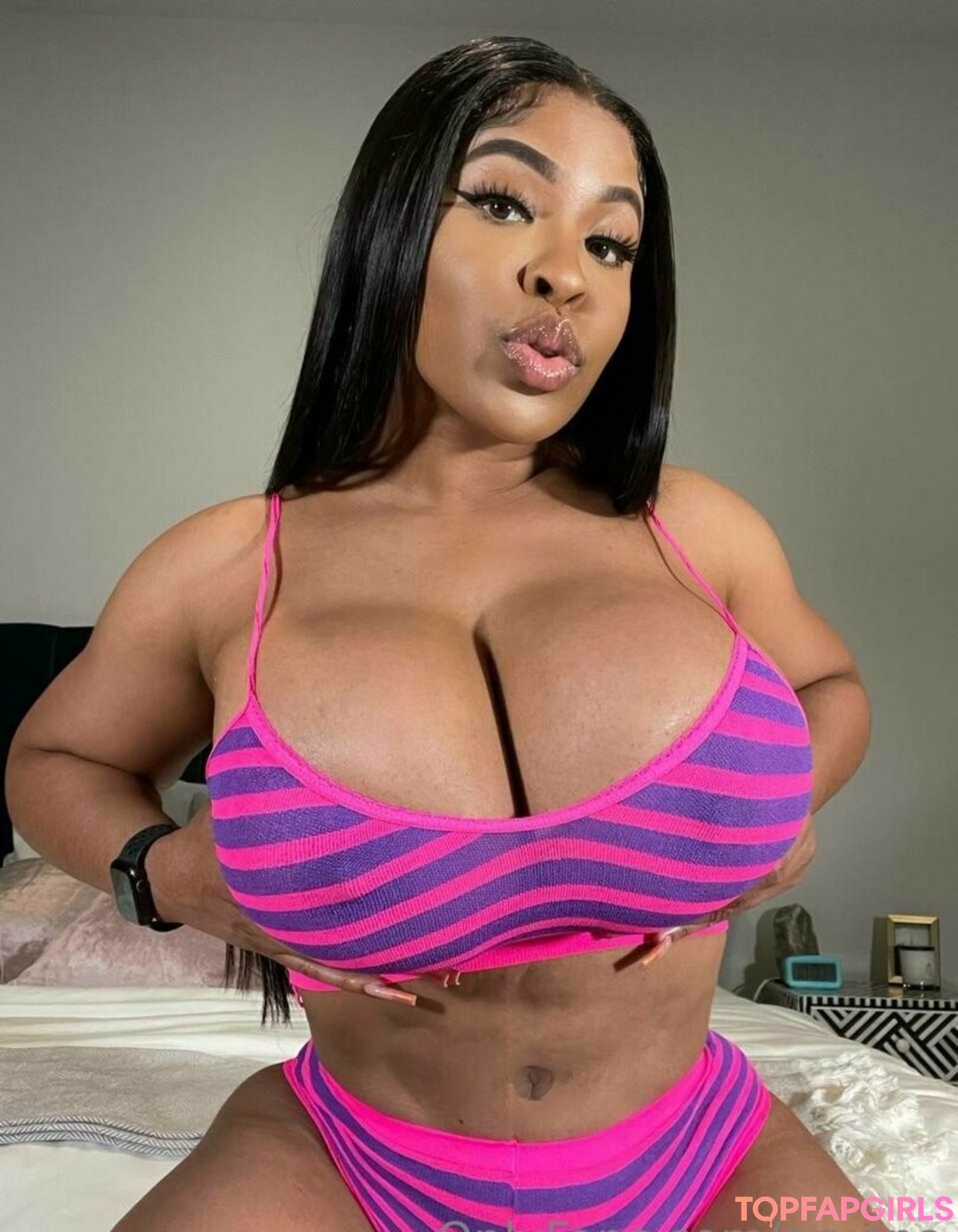 Foto di nudo di fuga di OnlyFans di Aryana #607