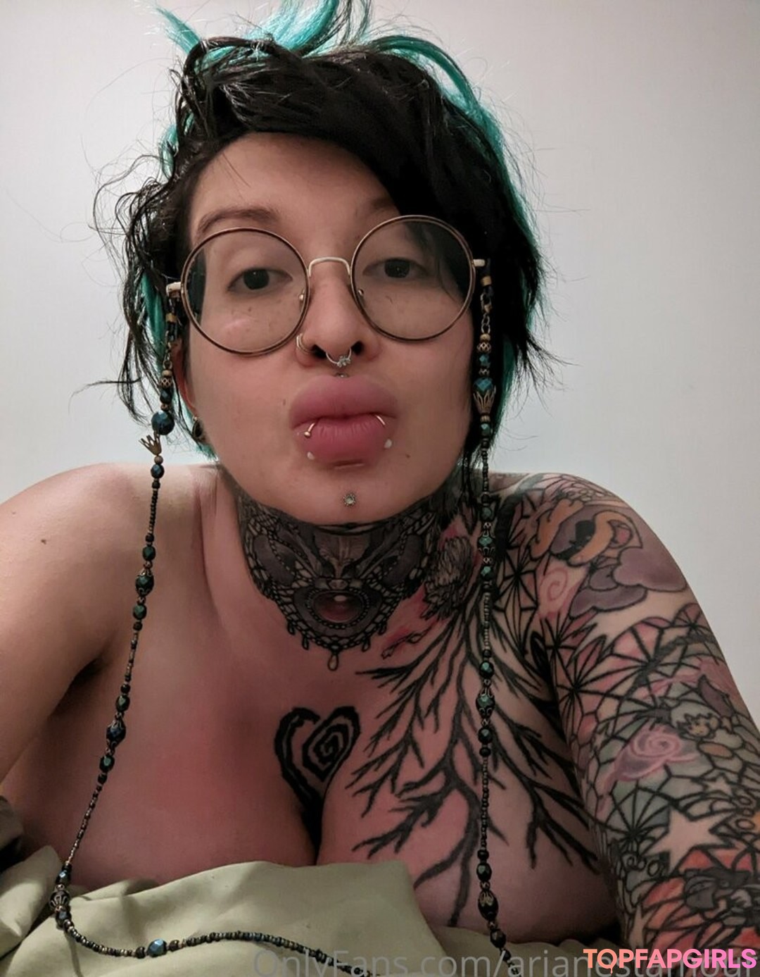 Foto di nudo di fuga di OnlyFans di Ariane Saint Amour #2171