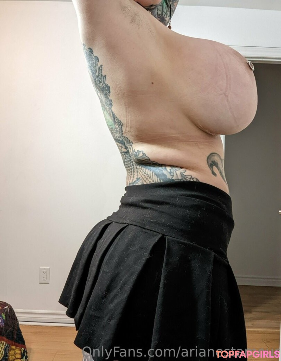 Foto di nudo di fuga di OnlyFans di Ariane Saint Amour #2477