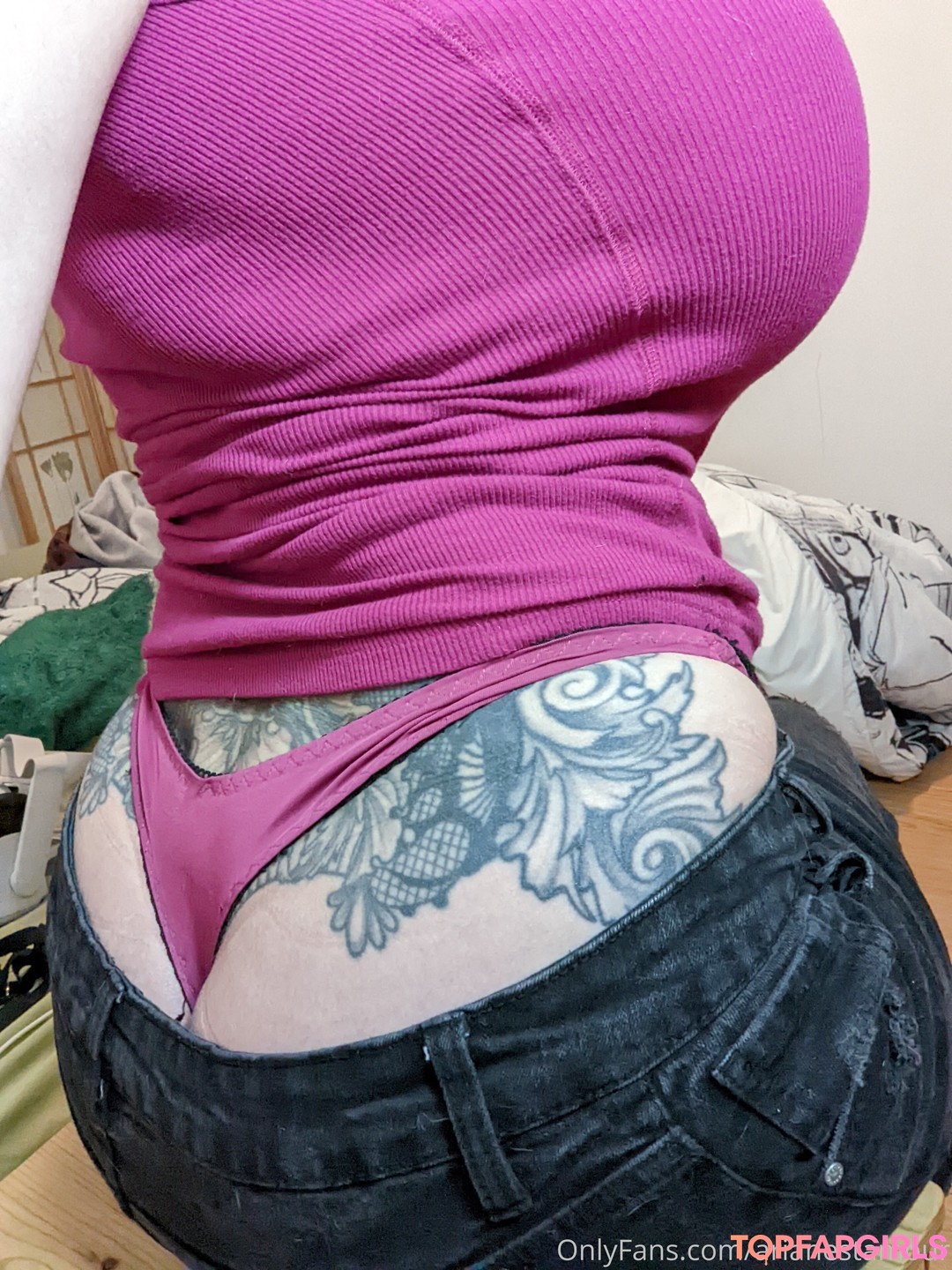 Foto di nudo di fuga di OnlyFans di Ariane Saint Amour #604