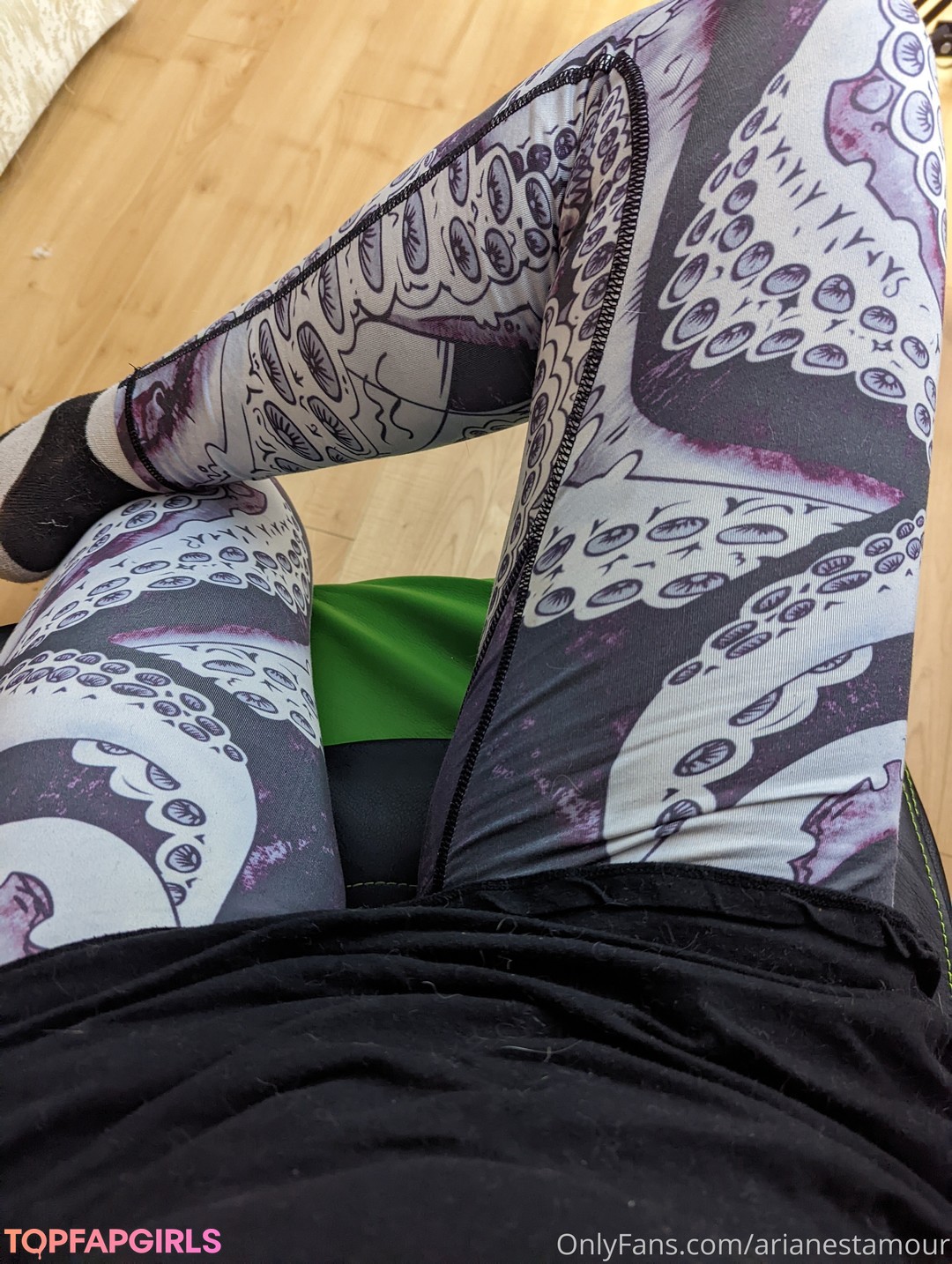 Foto di nudo di fuga di OnlyFans di Ariane Saint Amour #951