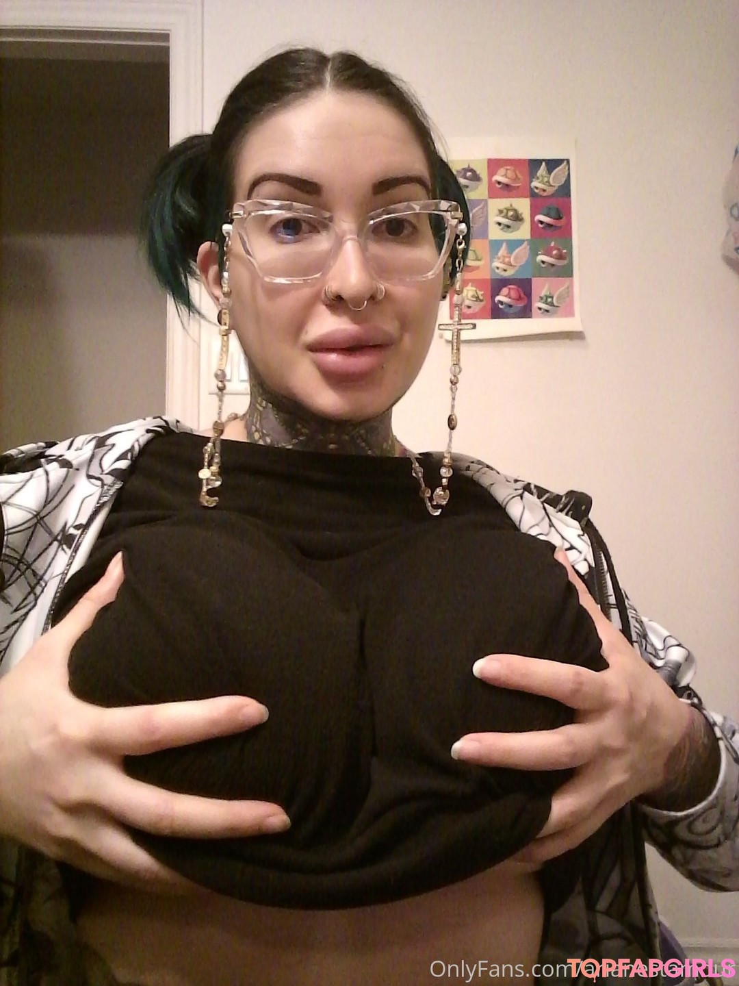 Foto di nudo di fuga di OnlyFans di Ariane Saint Amour #397