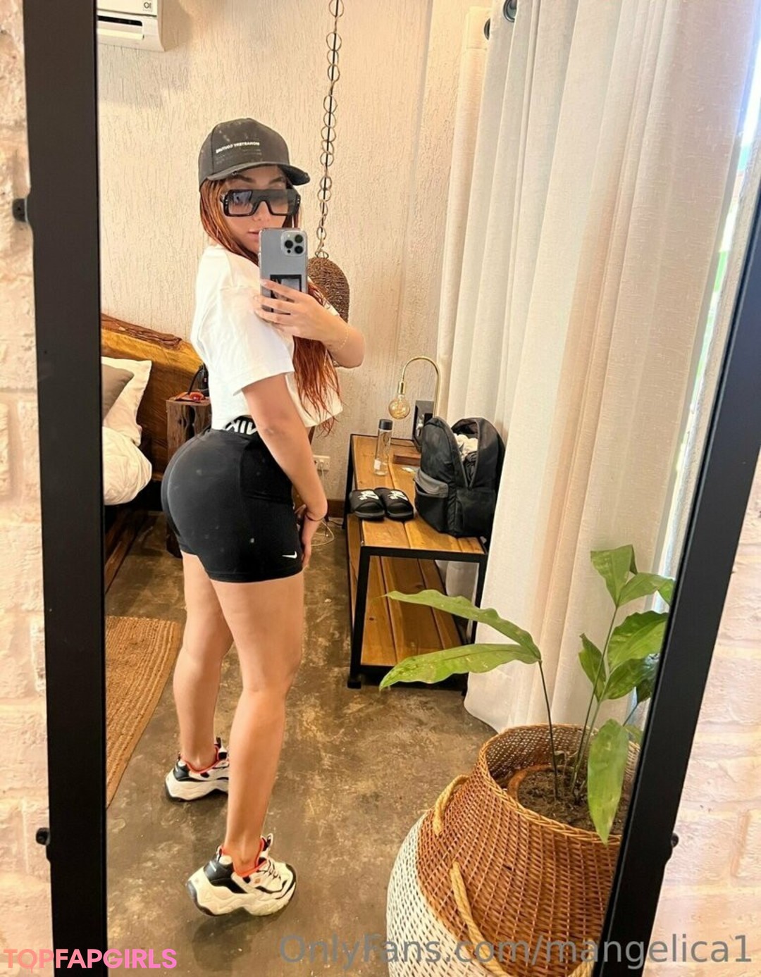 Foto di nudo di fuga di OnlyFans di Cute Molly18 #56