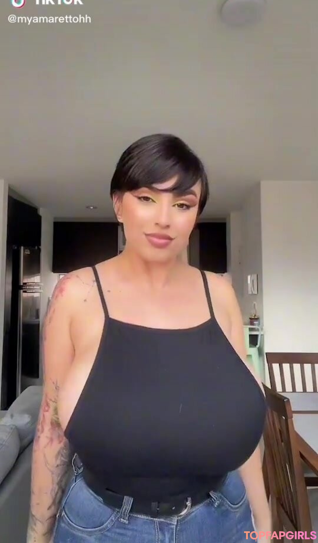 Foto di nudo di fuga di OnlyFans di Amaretto Hammer #315