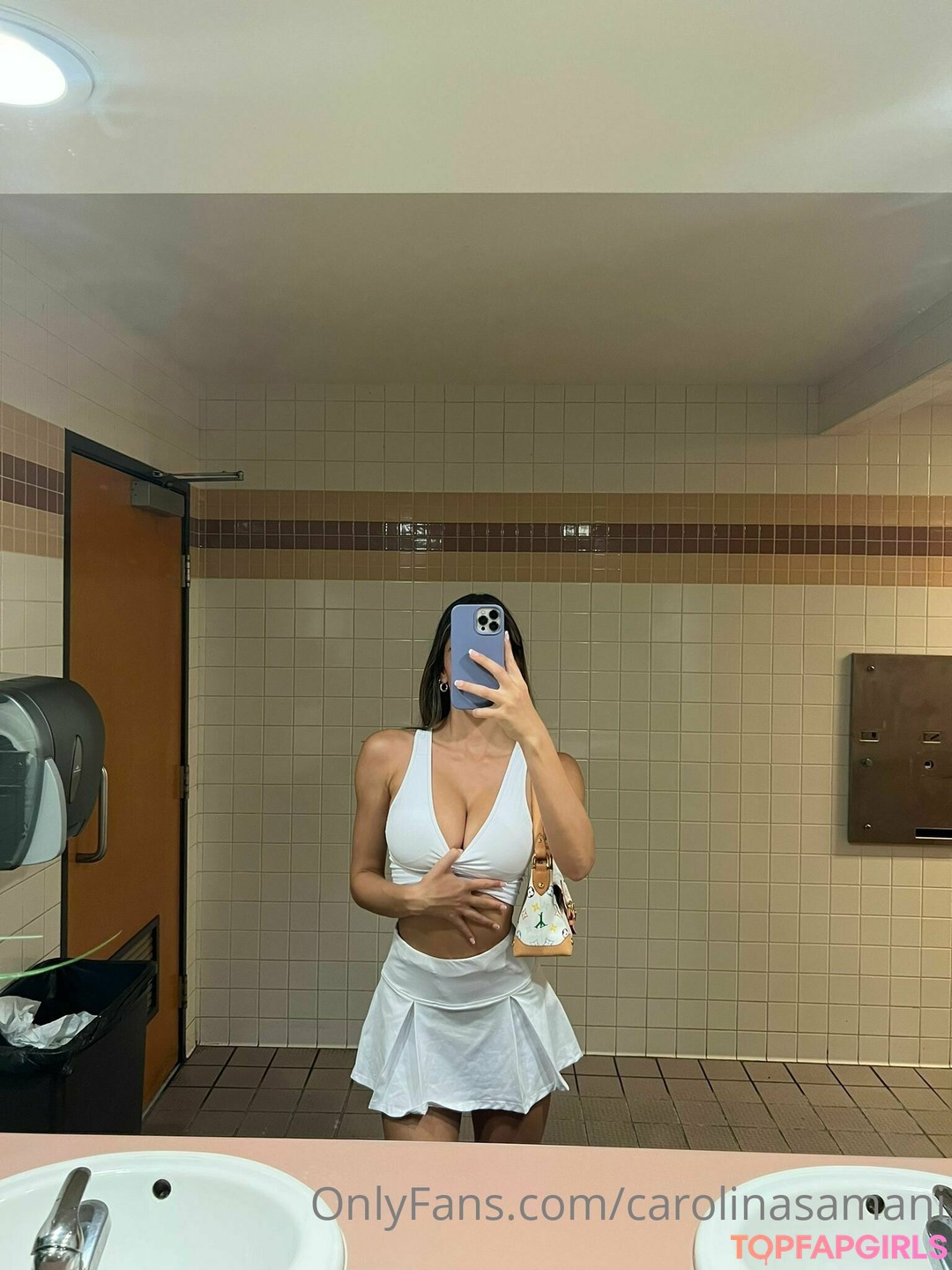 Foto di nudo di fuga di OnlyFans di Carolina Samani #108